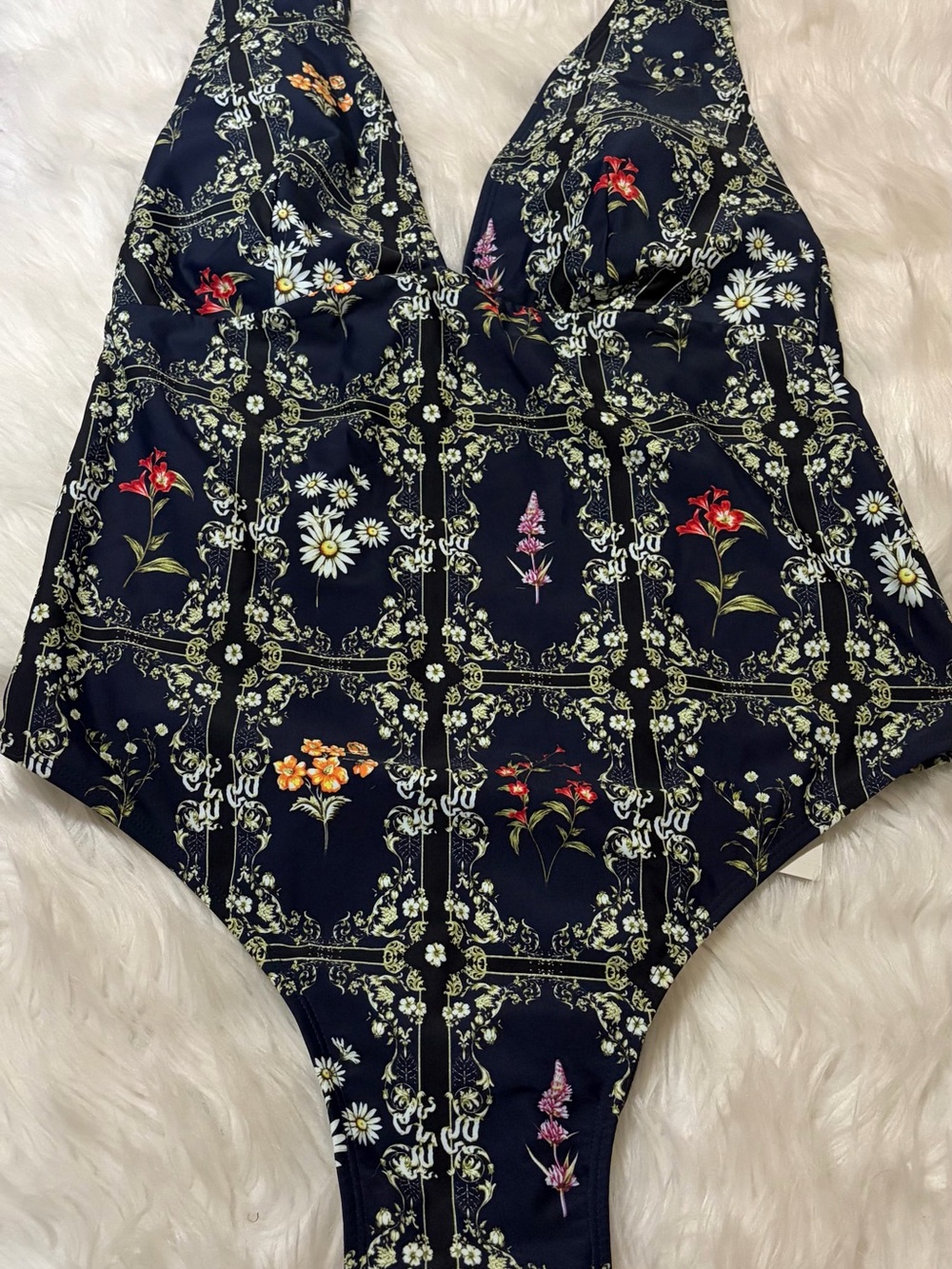 Agua Bendita women’s floral swimsuit XL(16)